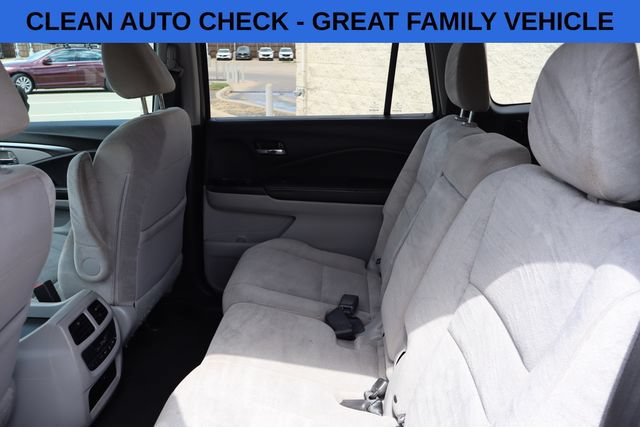 Used 2021 Honda Pilot EX image 6