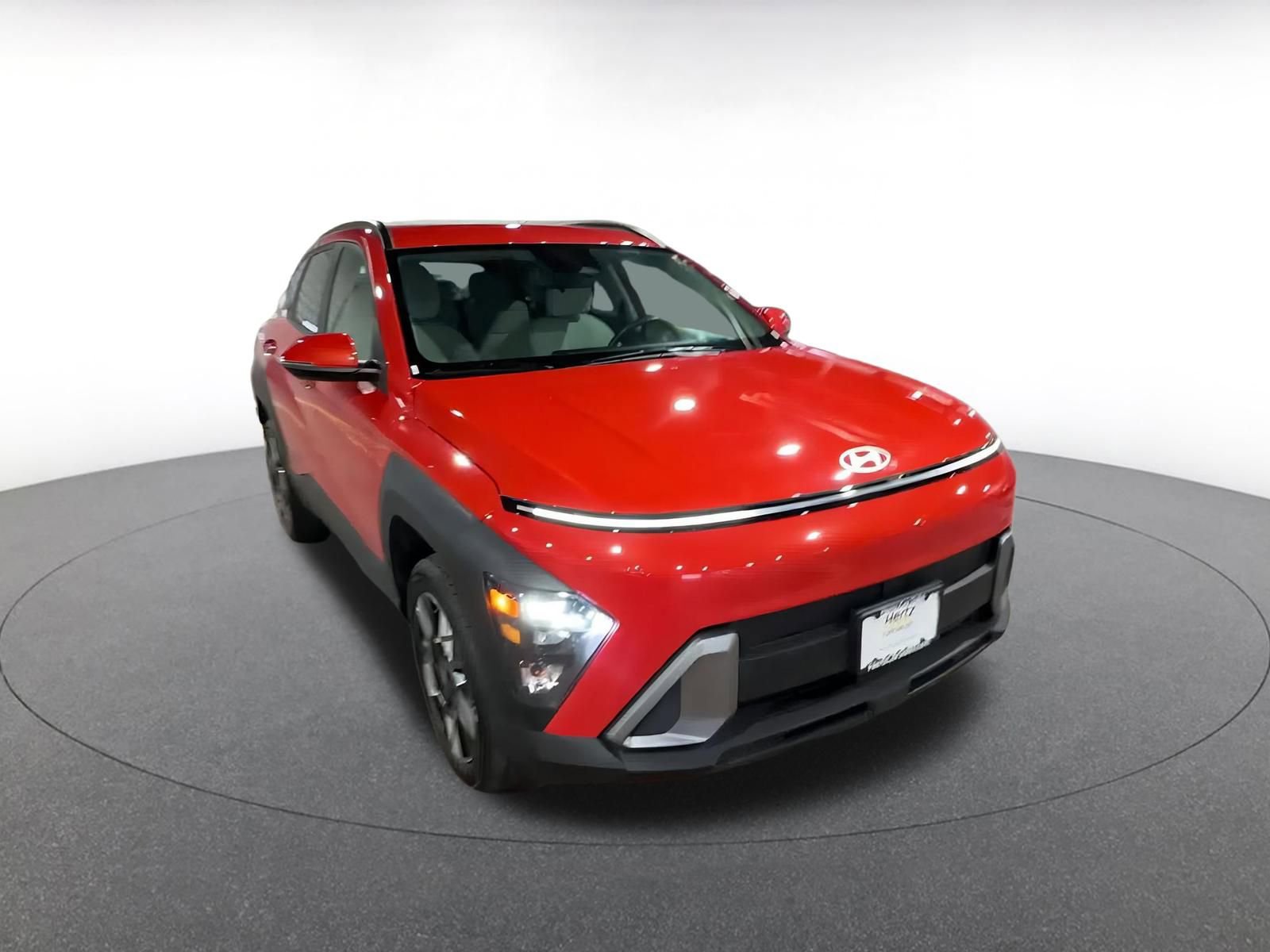 Used 2025 Hyundai Kona SEL image 3