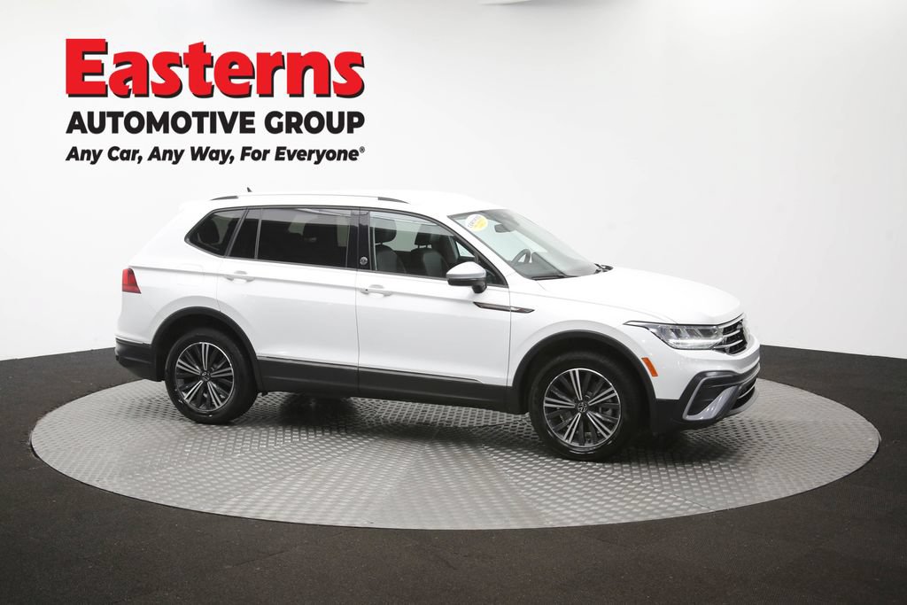 Used 2024 Volkswagen Tiguan Wolfsburg Edition FWD image 44