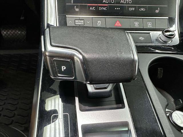 Used 2023 Audi Q7 3.0T Premium AWD/4WD image 25
