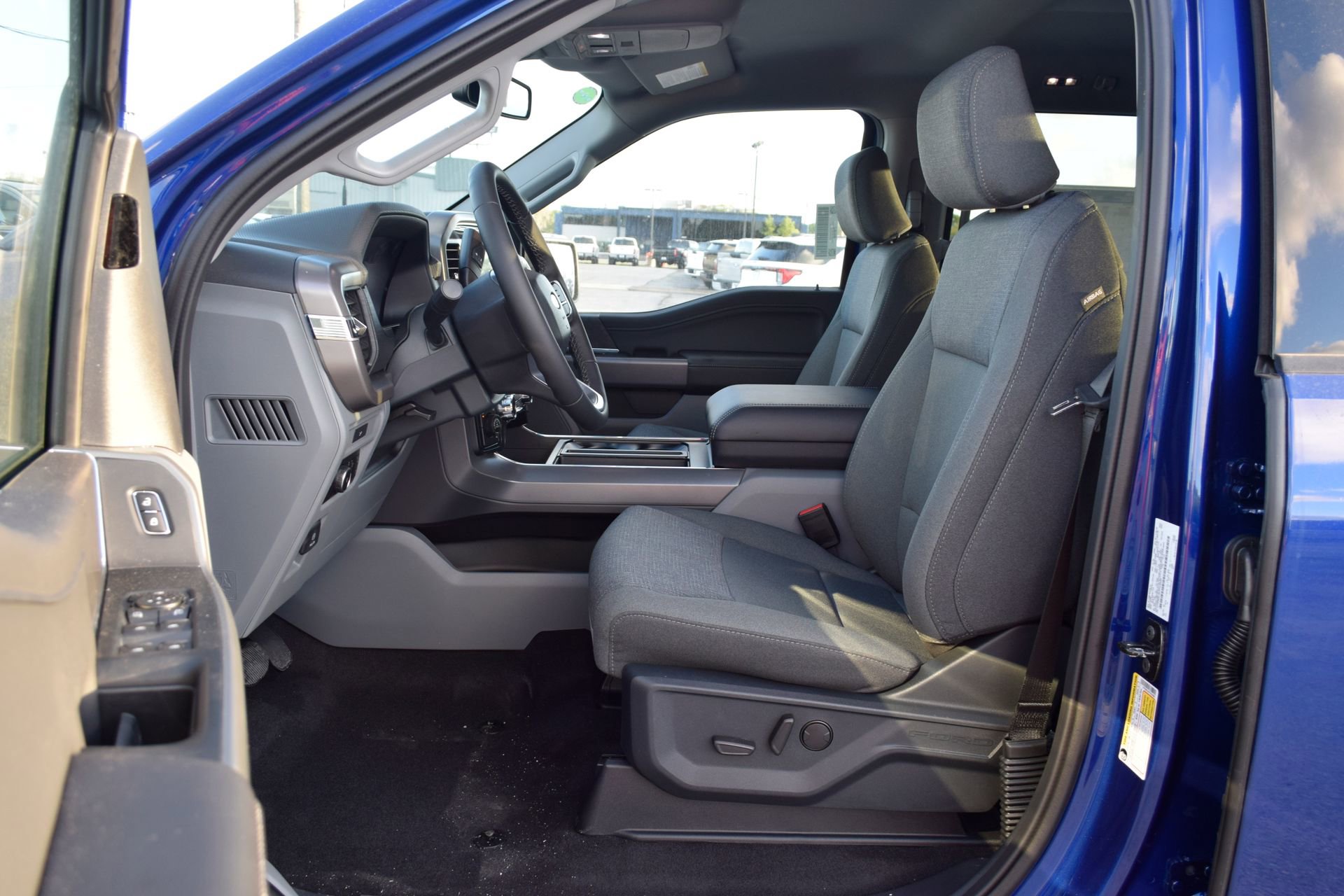 New 2026 Ford F150 XLT w/ Equipment Group 302A MID AWD/4WD image 18
