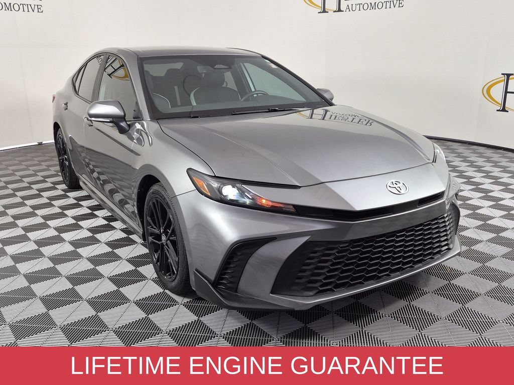 Used 2026 Toyota Camry SE w/ Multimedia Upgrade Package FWD image 2