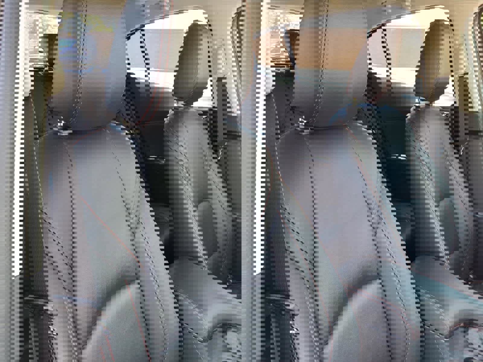 Used 2014 MAZDA MAZDA3 i Grand Touring FWD image 19