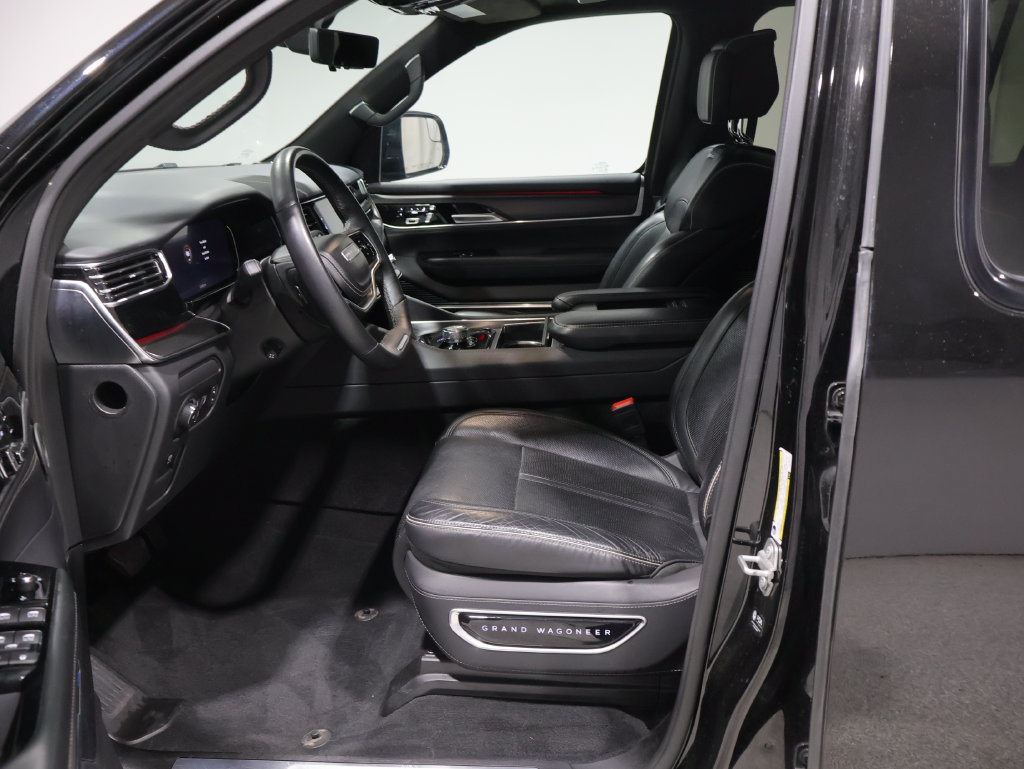 Used 2024 Jeep Grand Wagoneer L Series II w/ Quick Order Packagew 28T AWD/4WD image 8