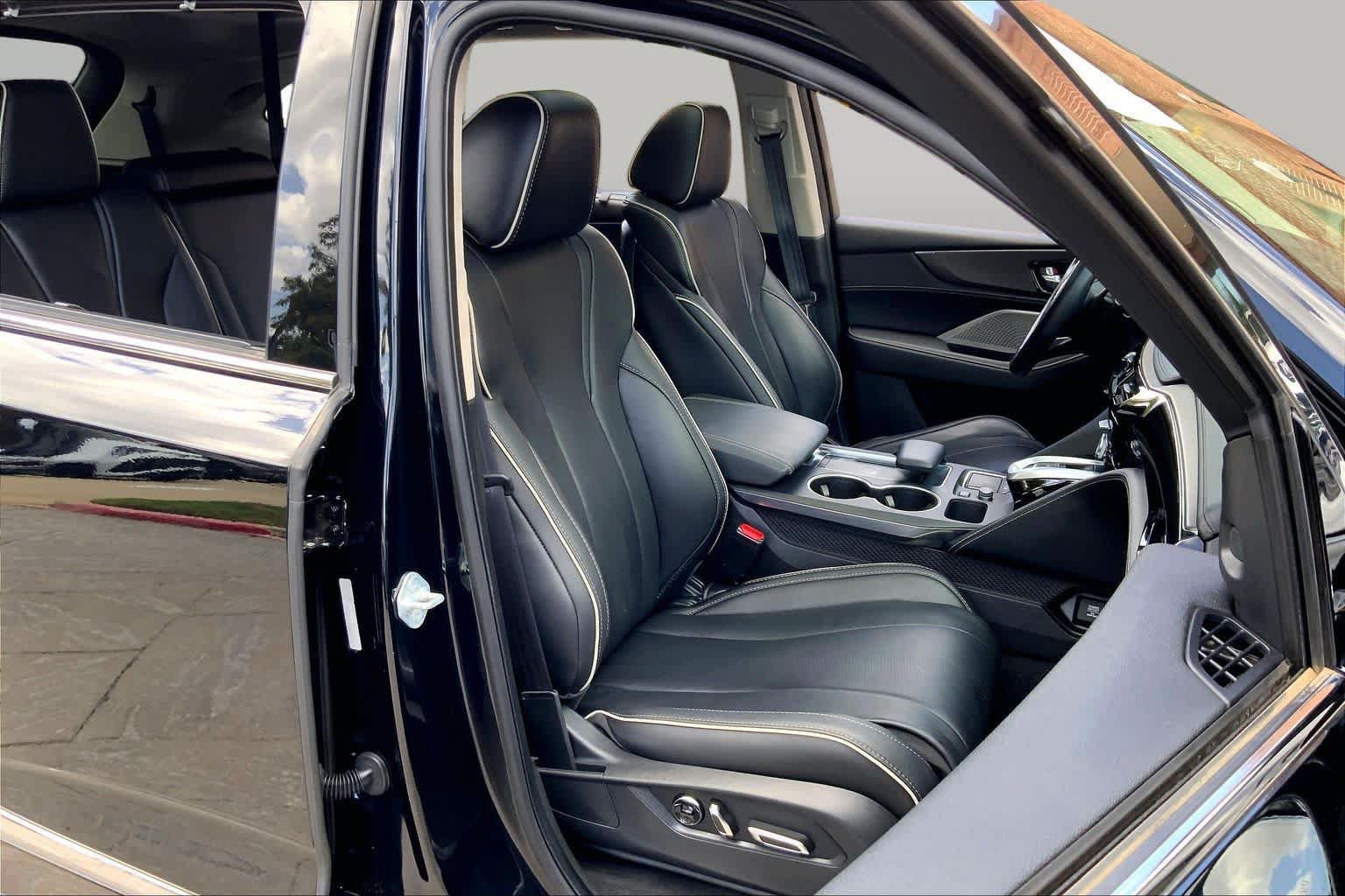 Used 2024 Acura MDX SH-AWD w/ Advance Package image 9