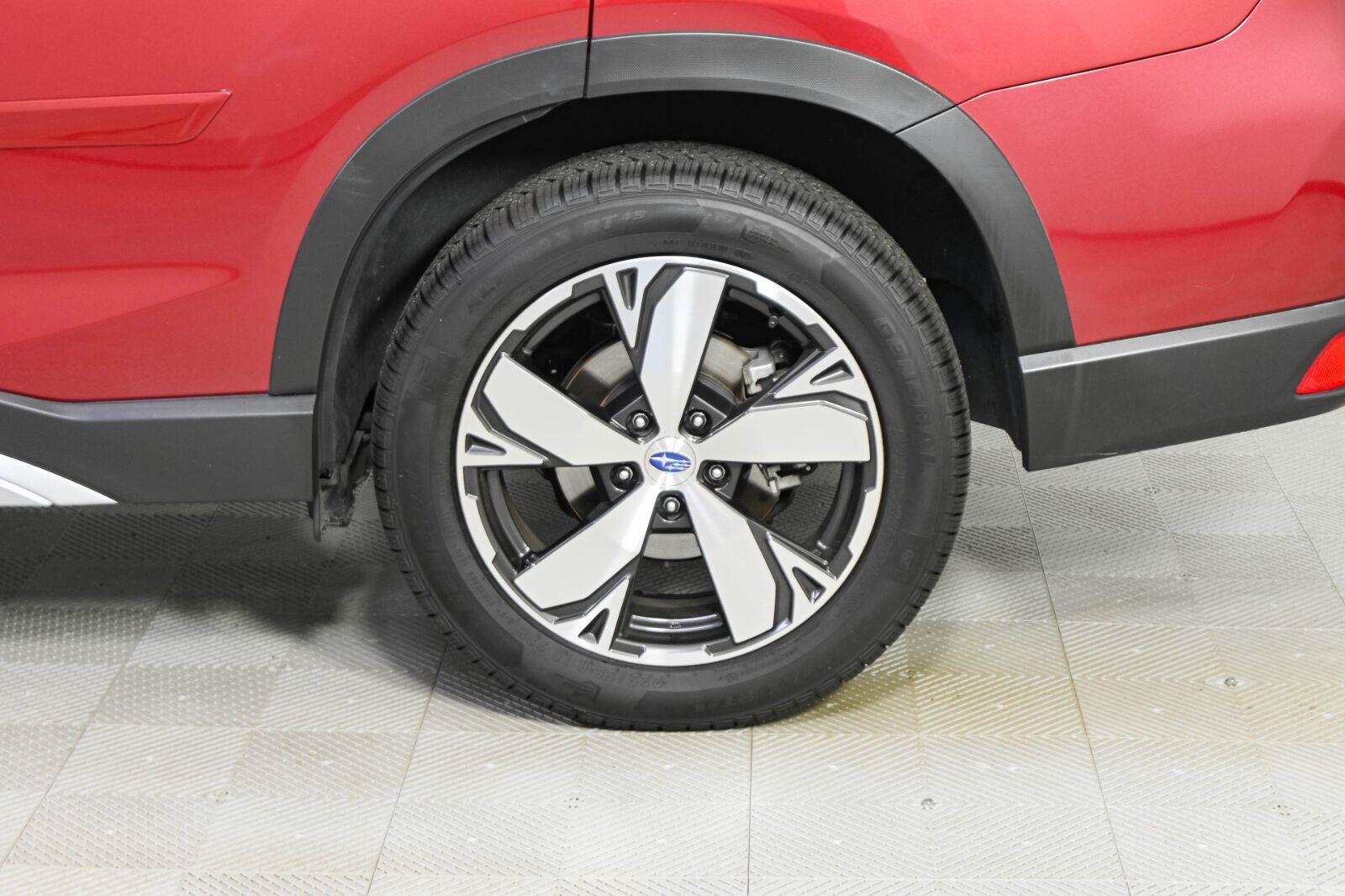 Used 2020 Subaru Forester Touring AWD/4WD image 39