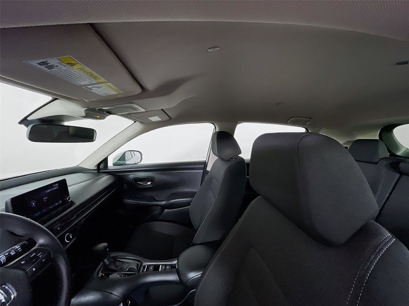 Used 2023 Honda HR-V LX image 13