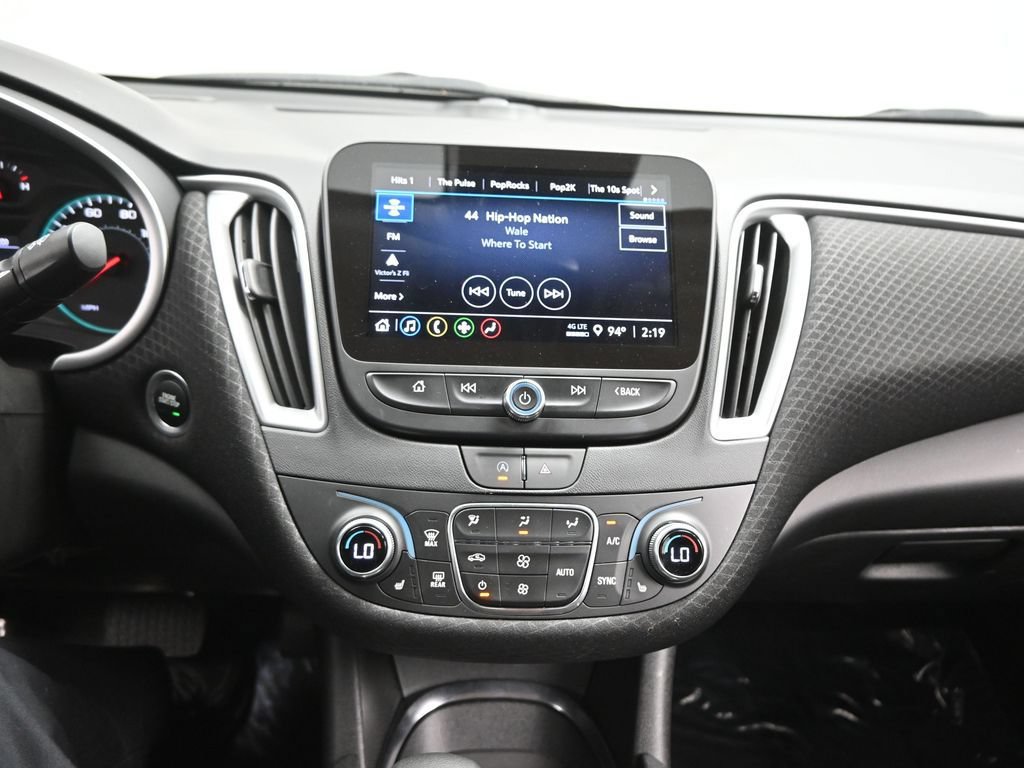 New 2024 Chevrolet Malibu LT FWD image 10
