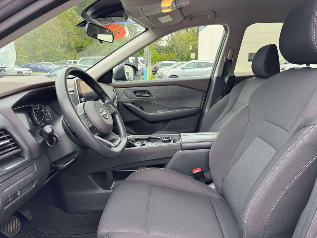 Used 2023 Nissan Rogue S AWD/4WD image 17