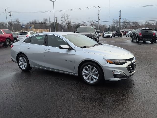 Used 2021 Chevrolet Malibu LT image 9
