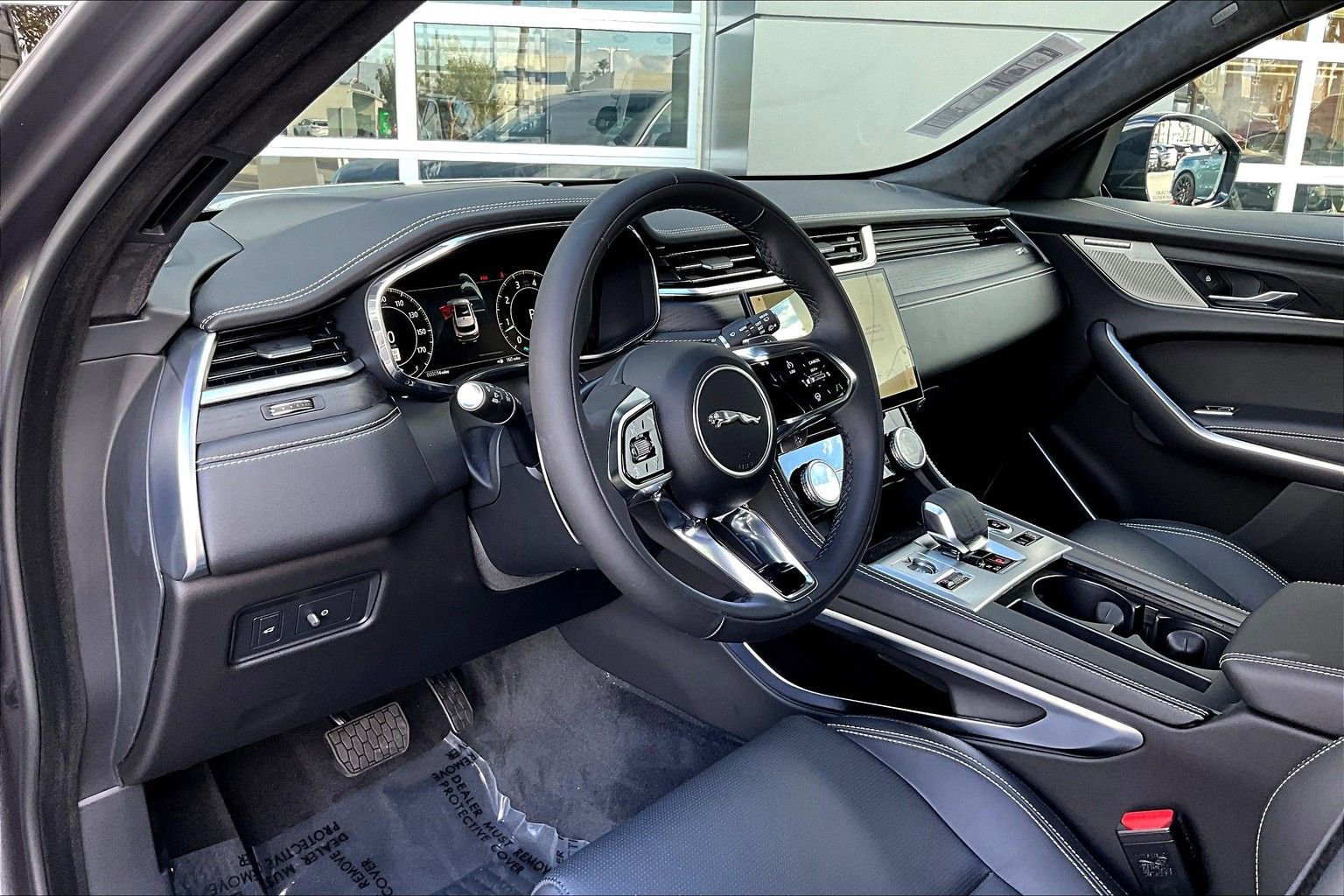 New 2026 Jaguar F-PACE R-Dynamic S image 6