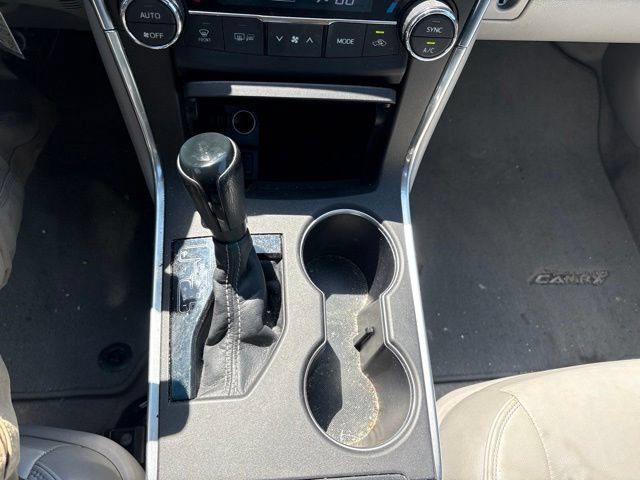 Used 2016 Toyota Camry XLE FWD image 19