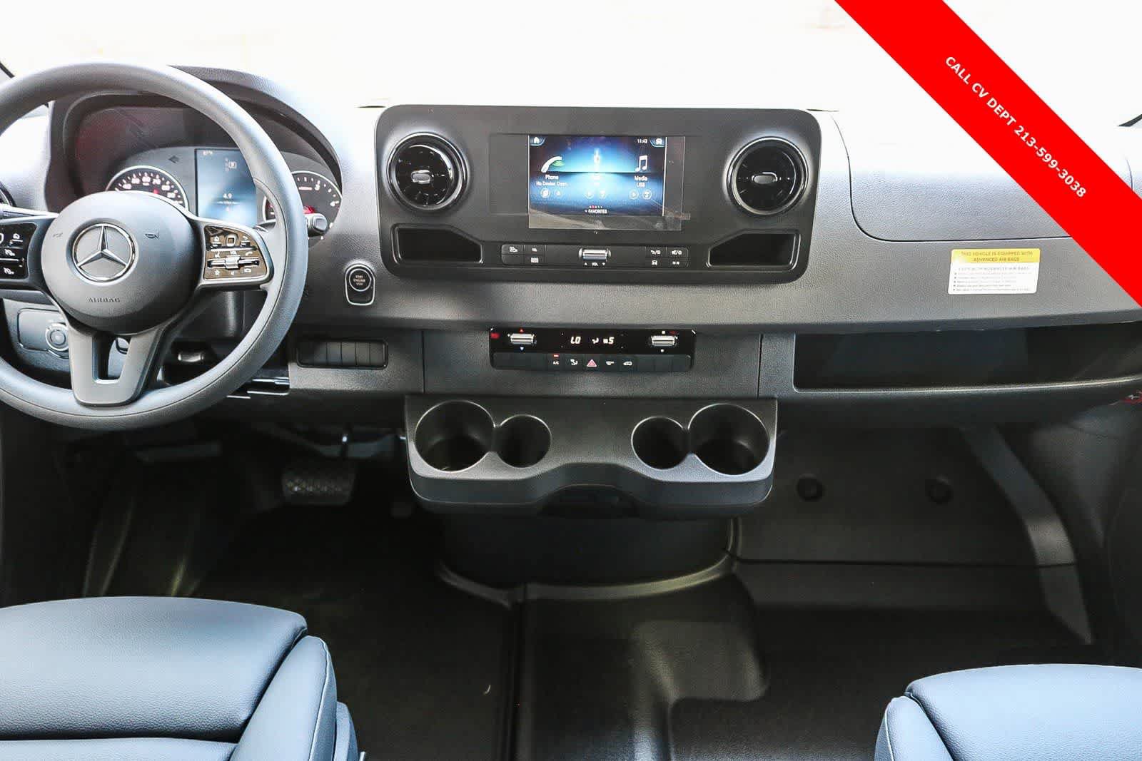 Used 2024 Mercedes-Benz Sprinter 2500 image 13