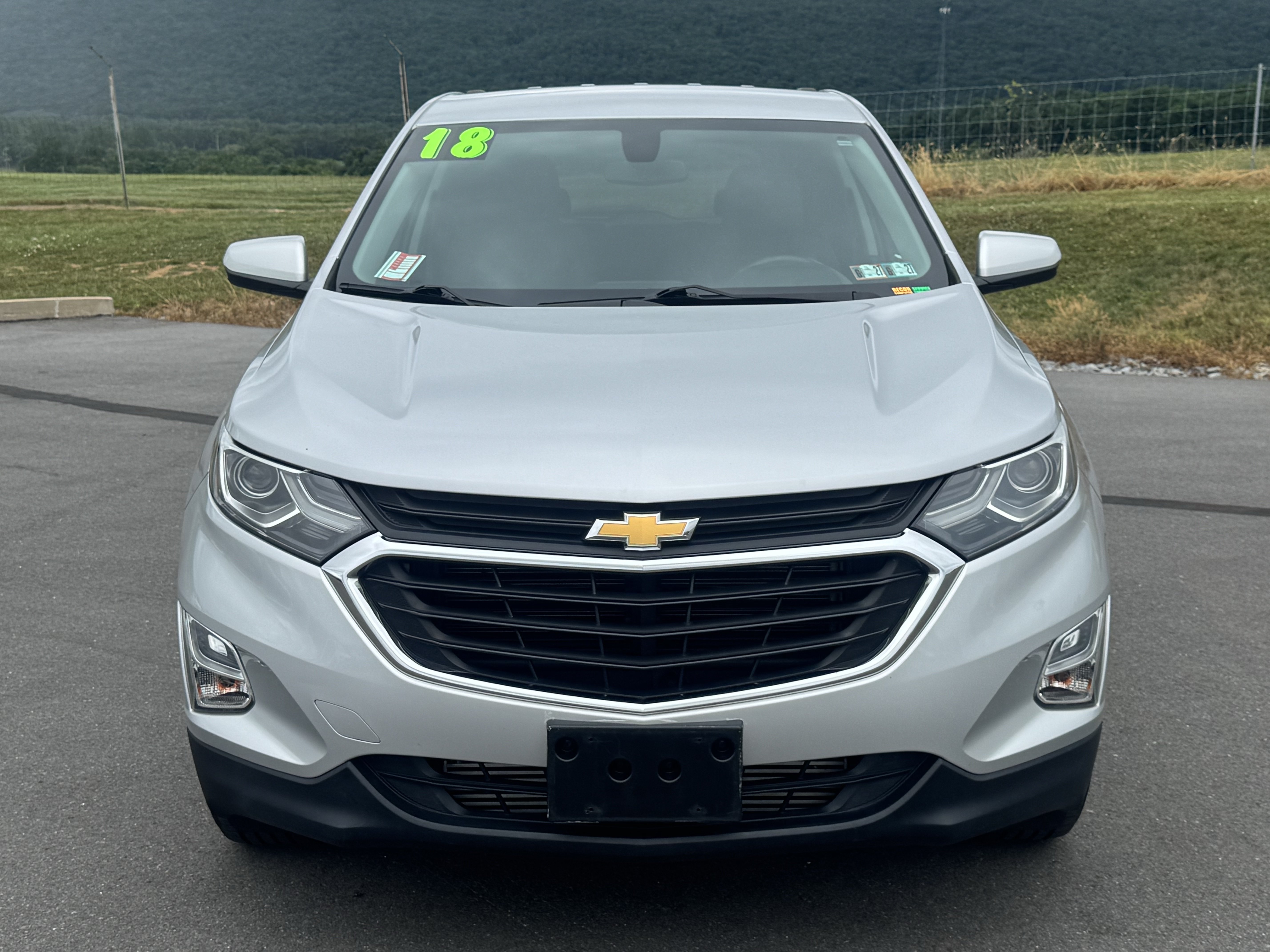 Used 2018 Chevrolet Equinox LT AWD/4WD image 9