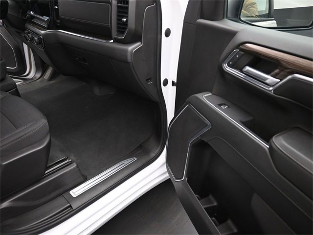 Used 2023 Chevrolet Silverado 1500 RST w/ Z71 Off-Road Package image 23