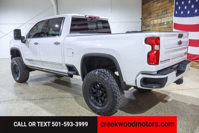 Used 2024 Chevrolet Silverado 2500 High Country w/ High Country Premium Package image 3