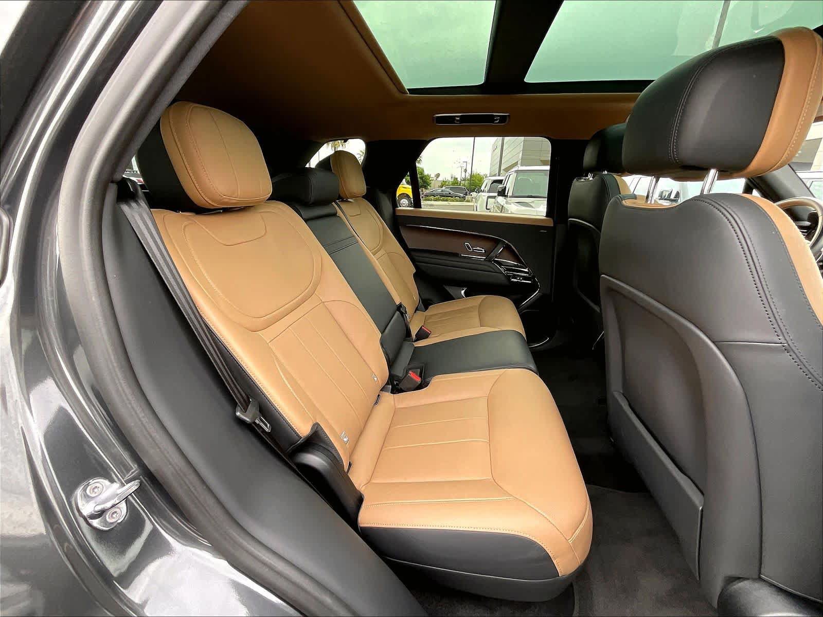Used 2023 Land Rover Range Rover Sport SE Dynamic AWD/4WD image 30
