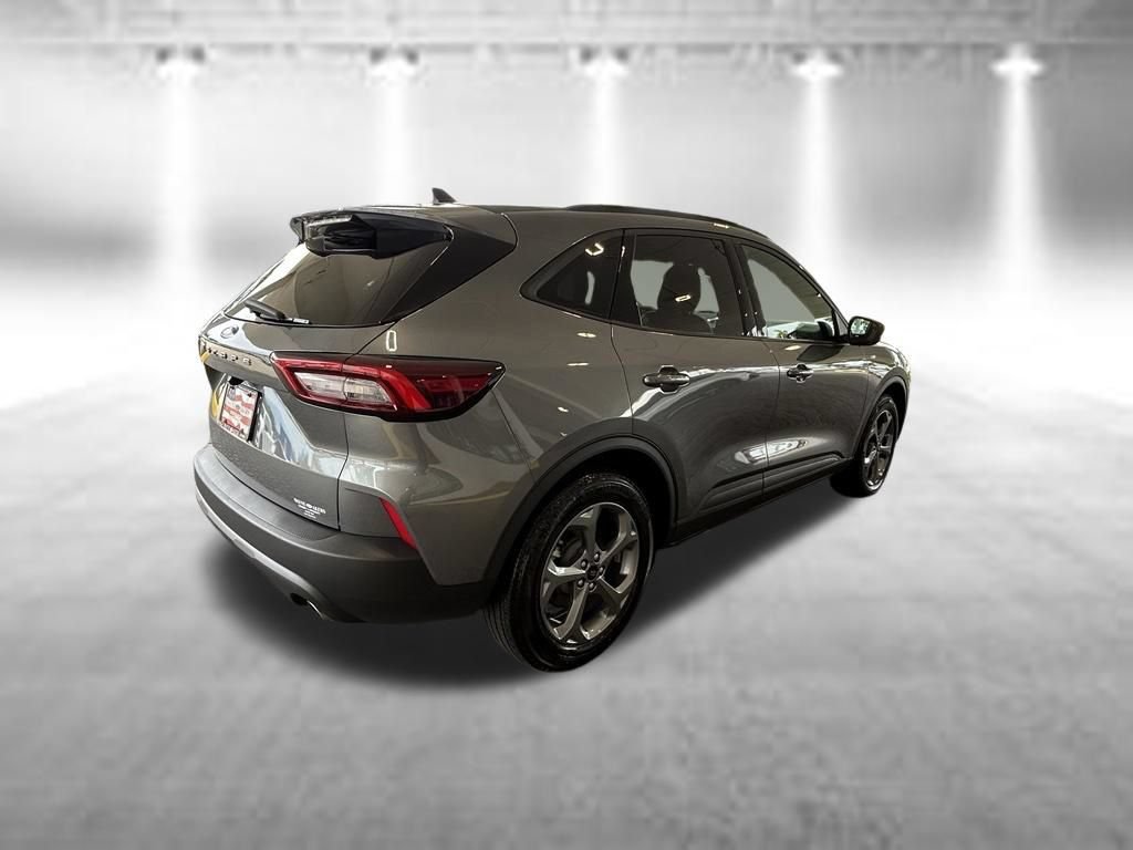 Certified 2025 Ford Escape ST-Line FWD image 4