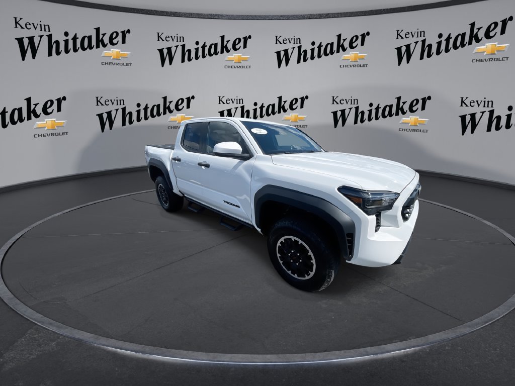Used 2024 Toyota Tacoma TRD Off-Road AWD/4WD image 2
