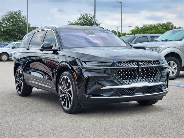 New 2024 Lincoln Nautilus Black Label image 3