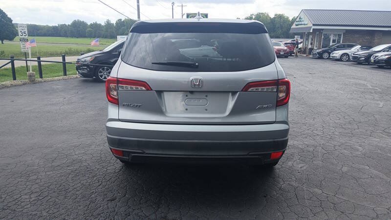 Used 2019 Honda Pilot LX image 3