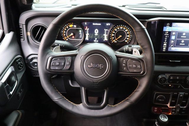 Used 2025 Jeep Wrangler Unlimited Rubicon 392 image 22