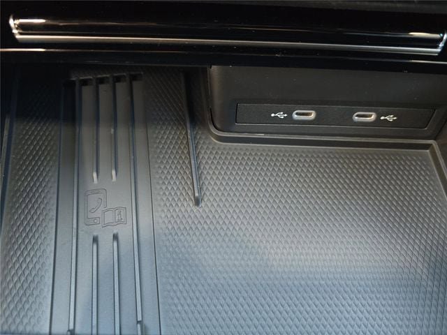 New 2026 Volkswagen Atlas Cross Sport SEL image 19