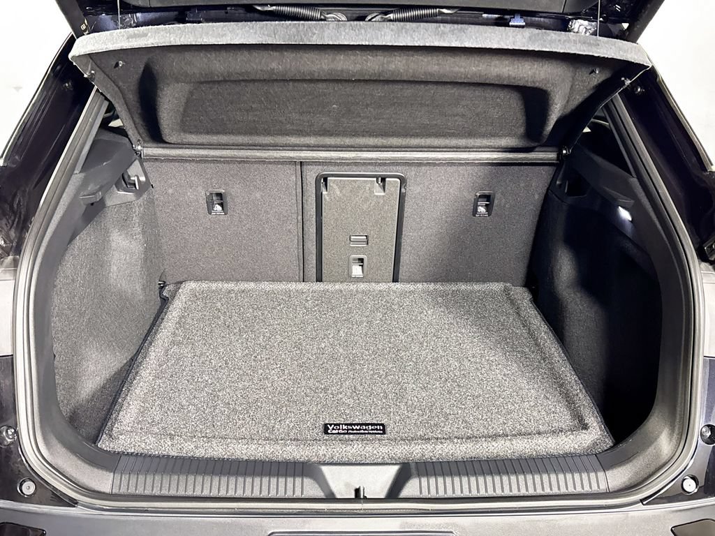 Certified 2025 Volkswagen ID.4 Pro S AWD/4WD image 23