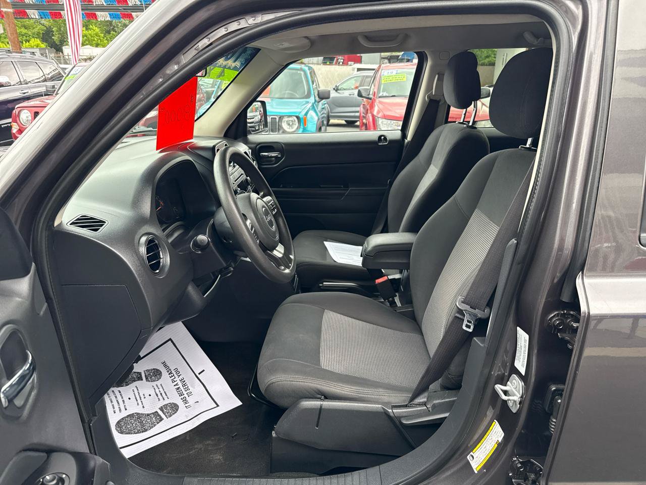 Used 2015 Jeep Patriot Sport AWD/4WD image 10