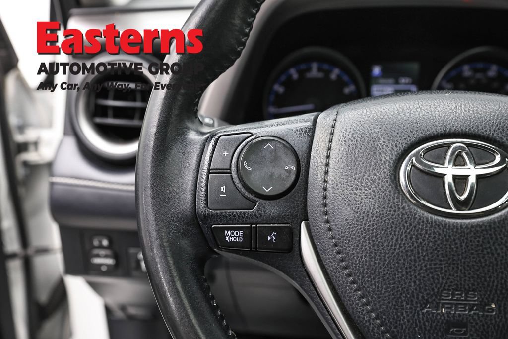 Used 2018 Toyota RAV4 XLE AWD/4WD image 15