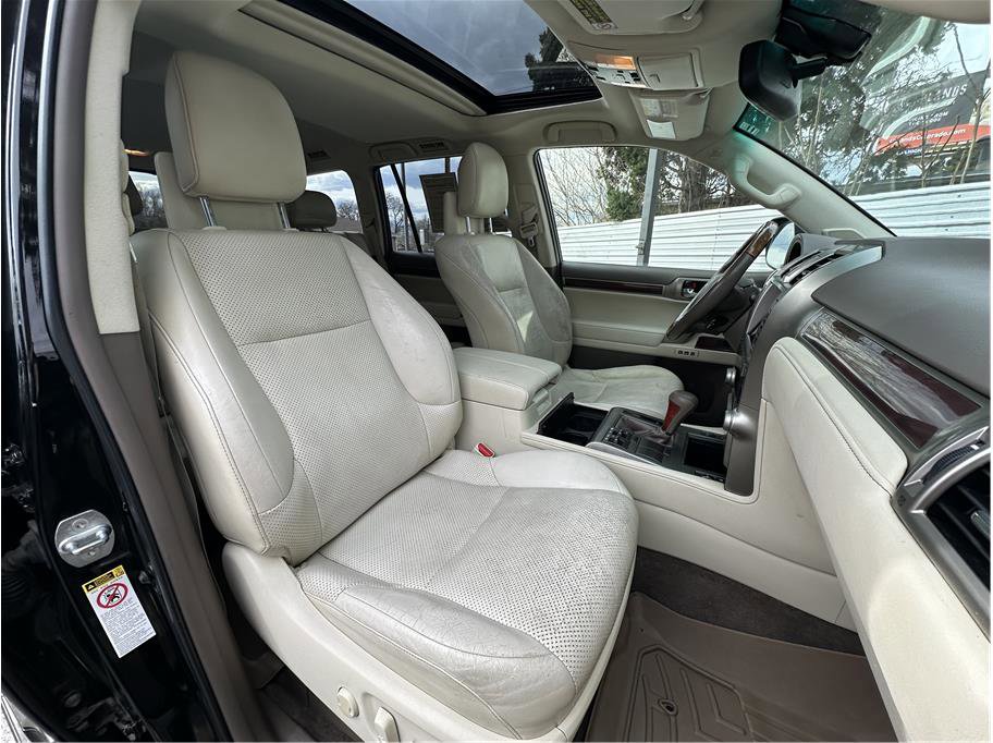 Used 2012 Lexus GX 460 AWD/4WD image 4