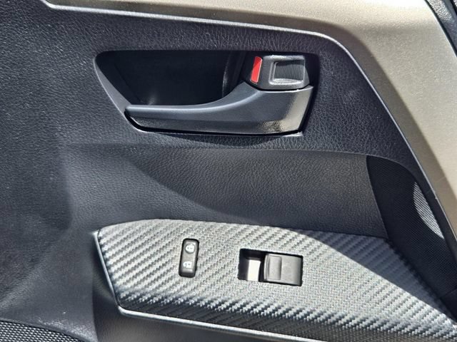Used 2013 Toyota RAV4 XLE FWD image 13