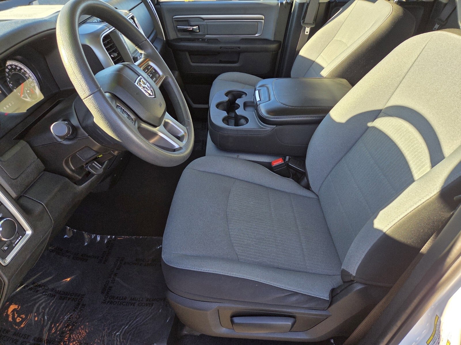 Used 2024 RAM 1500 Classic SLT image 10