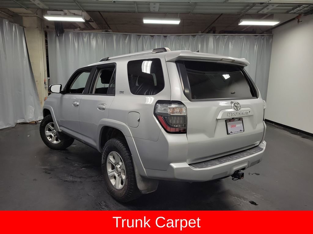 Used 2020 Toyota 4Runner SR5 AWD/4WD image 6