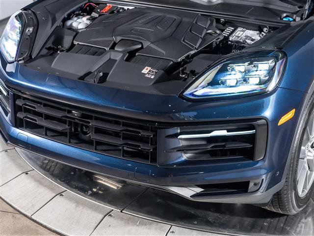 New 2026 Porsche Cayenne Coupe image 13