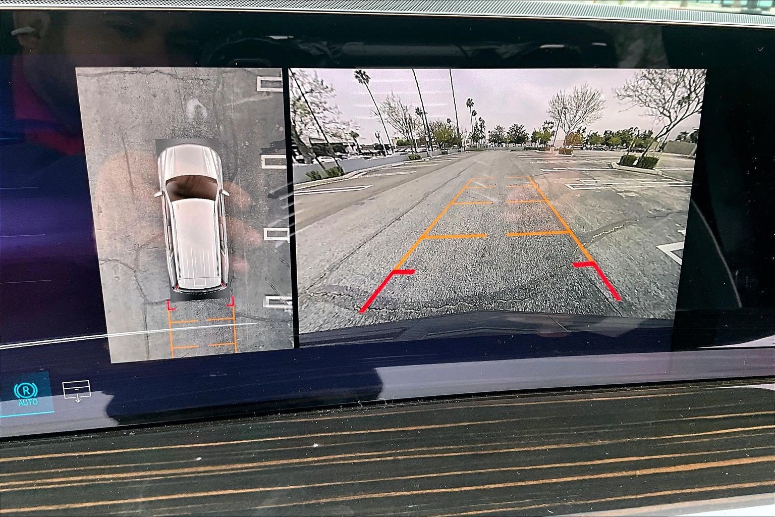 New 2026 Cadillac Escalade Luxury w/ LPO, Floor Liner Package AWD/4WD image 24