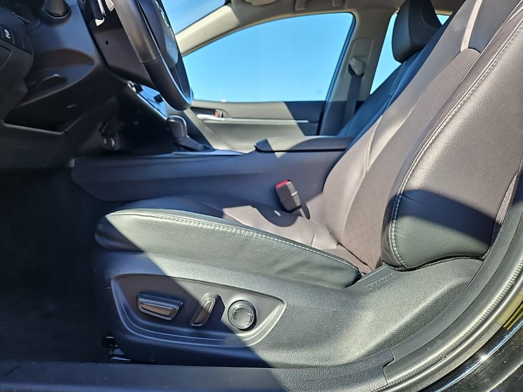 Used 2024 Toyota Camry XSE image 16
