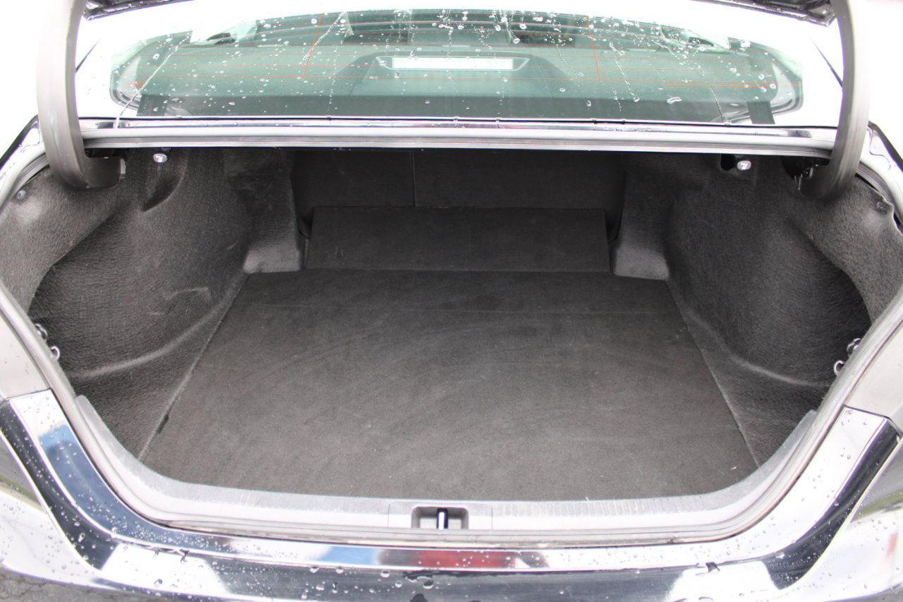 Used 2024 Toyota Camry SE image 8