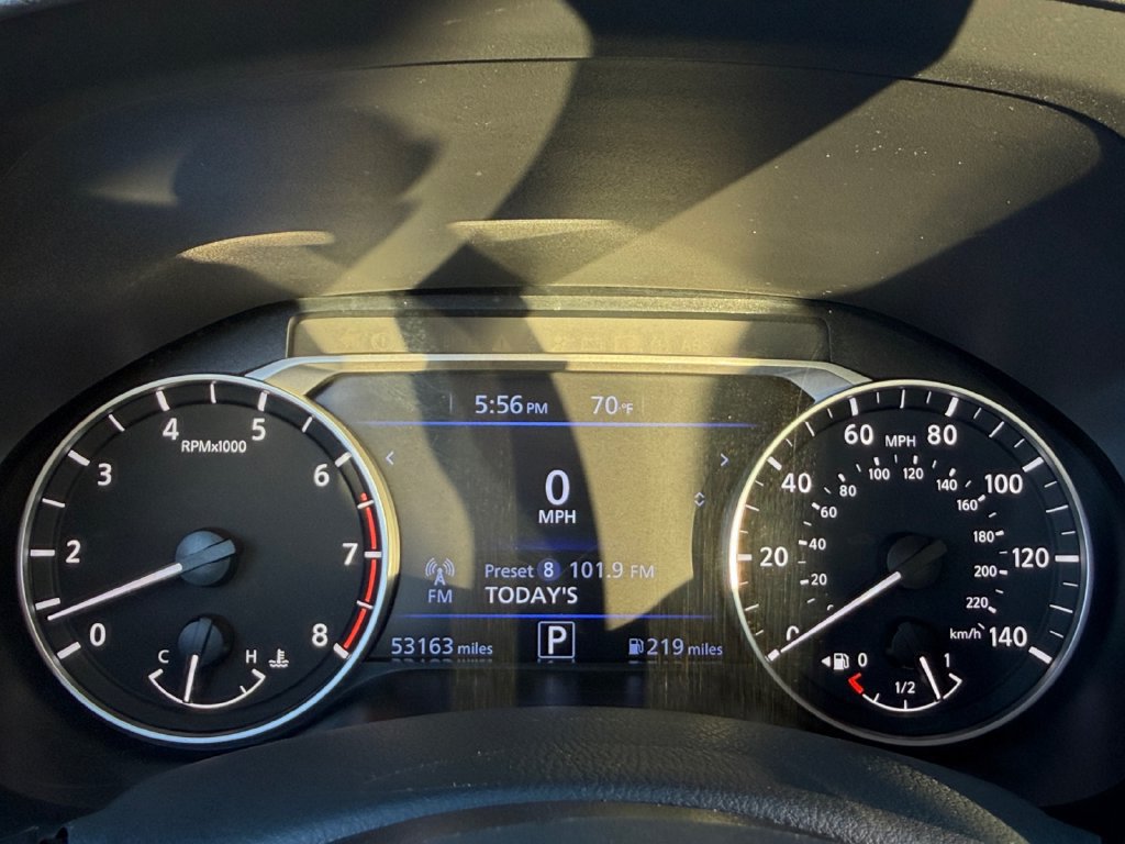 Used 2025 Nissan Altima 2.5 SV FWD image 21