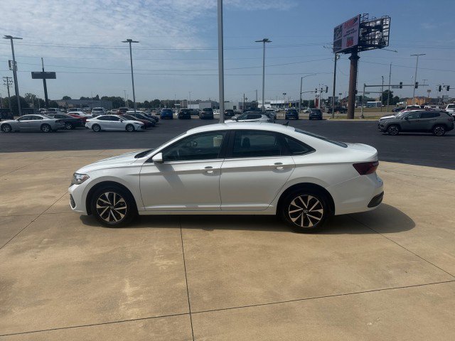 Used 2024 Volkswagen Jetta S image 6