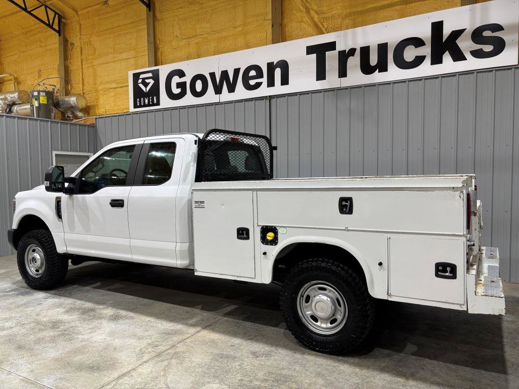 Used 2018 Ford F250 XL w/ Power Equipment Group AWD/4WD image 5