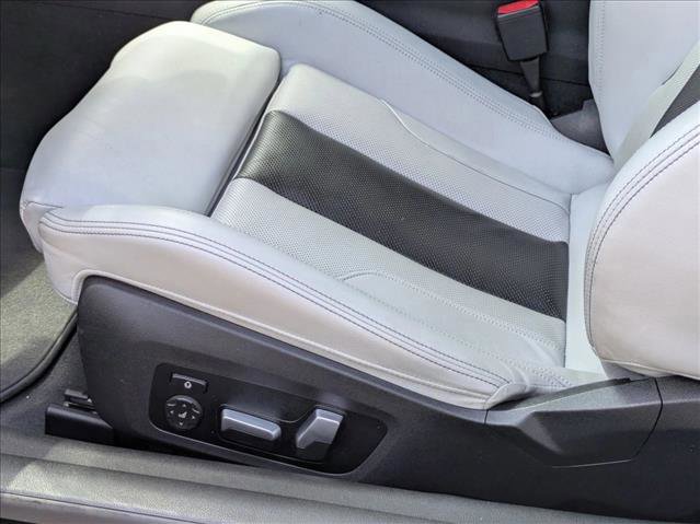 Used 2022 BMW M4 Competition w/ Executive Package RWD image 4