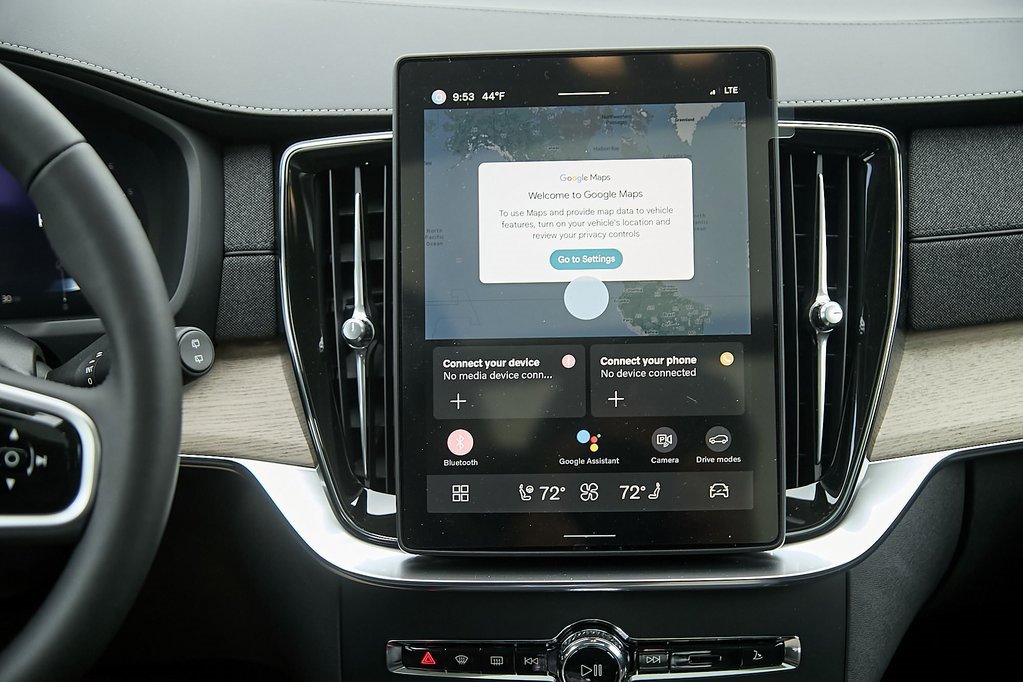 New 2025 Volvo XC90 B6 Plus w/ Protection Package Premier image 26