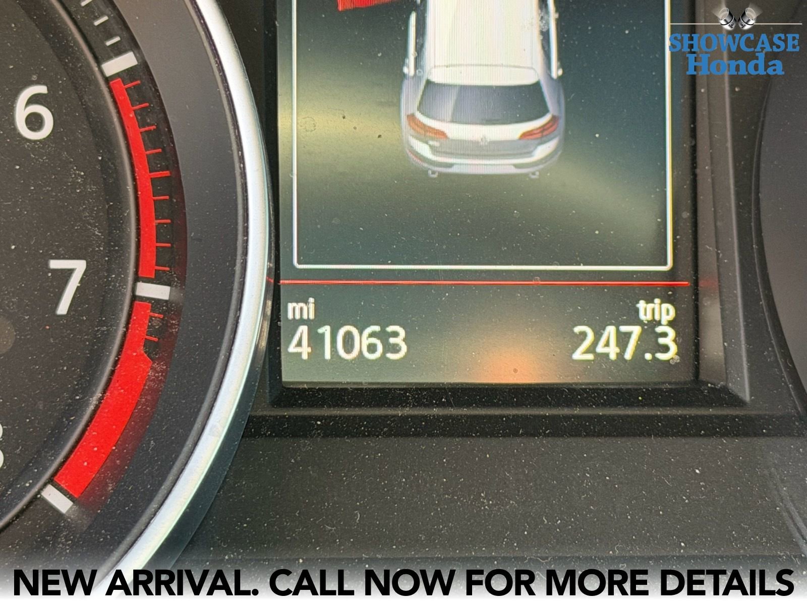 Used 2021 Volkswagen GTI SE FWD image 9