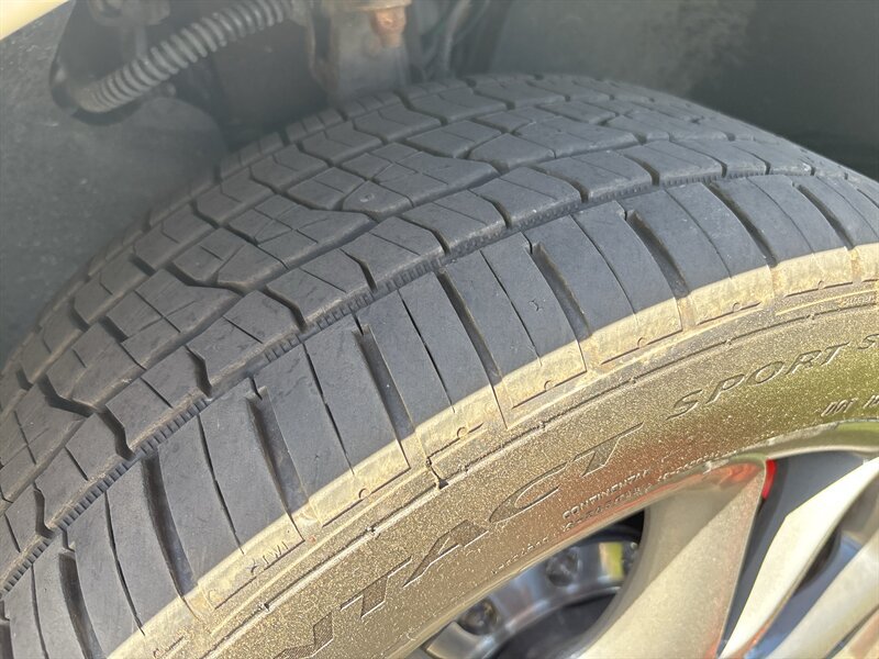 Used 2006 Porsche Cayenne Turbo S AWD/4WD image 15