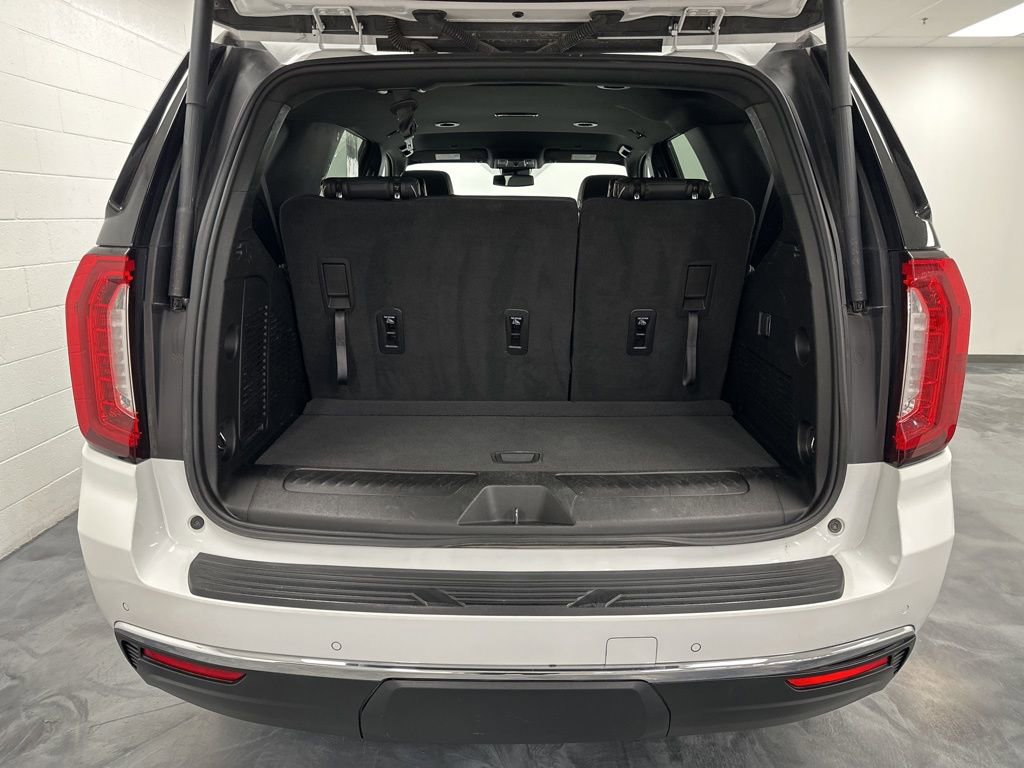 Used 2024 GMC Yukon SLT image 10