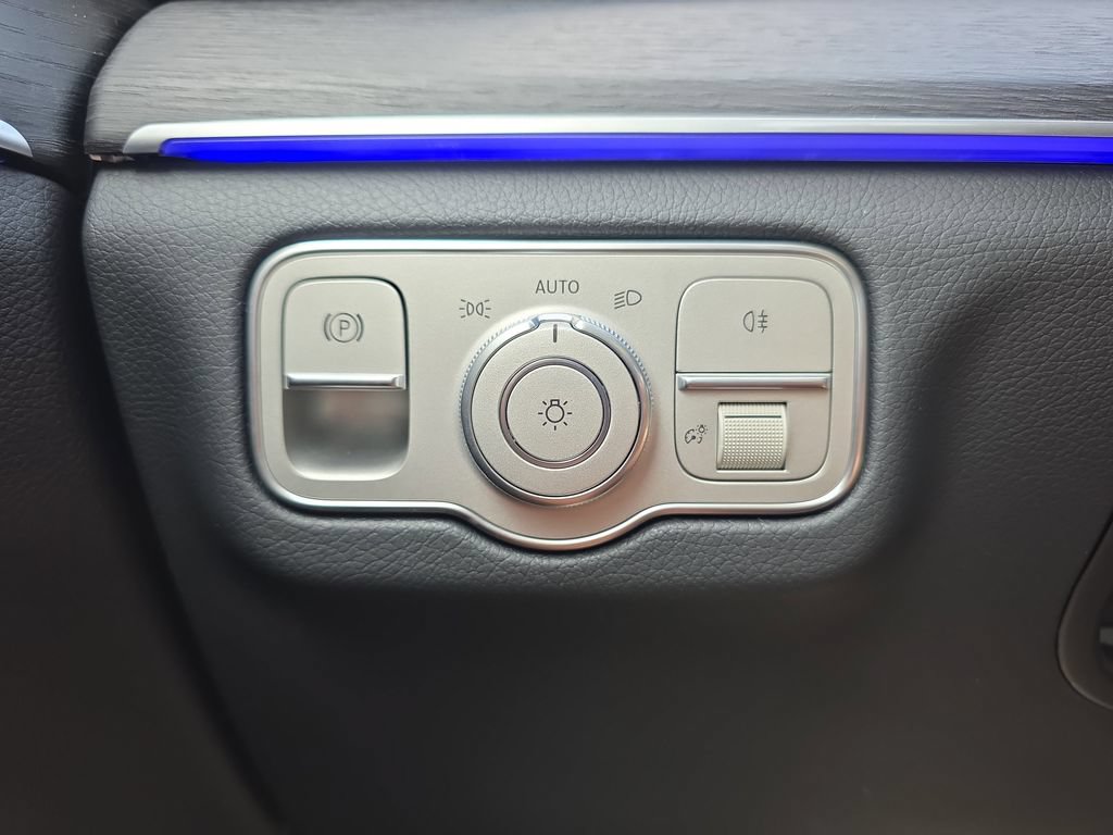 New 2026 Mercedes-Benz GLS 450 4MATIC image 27