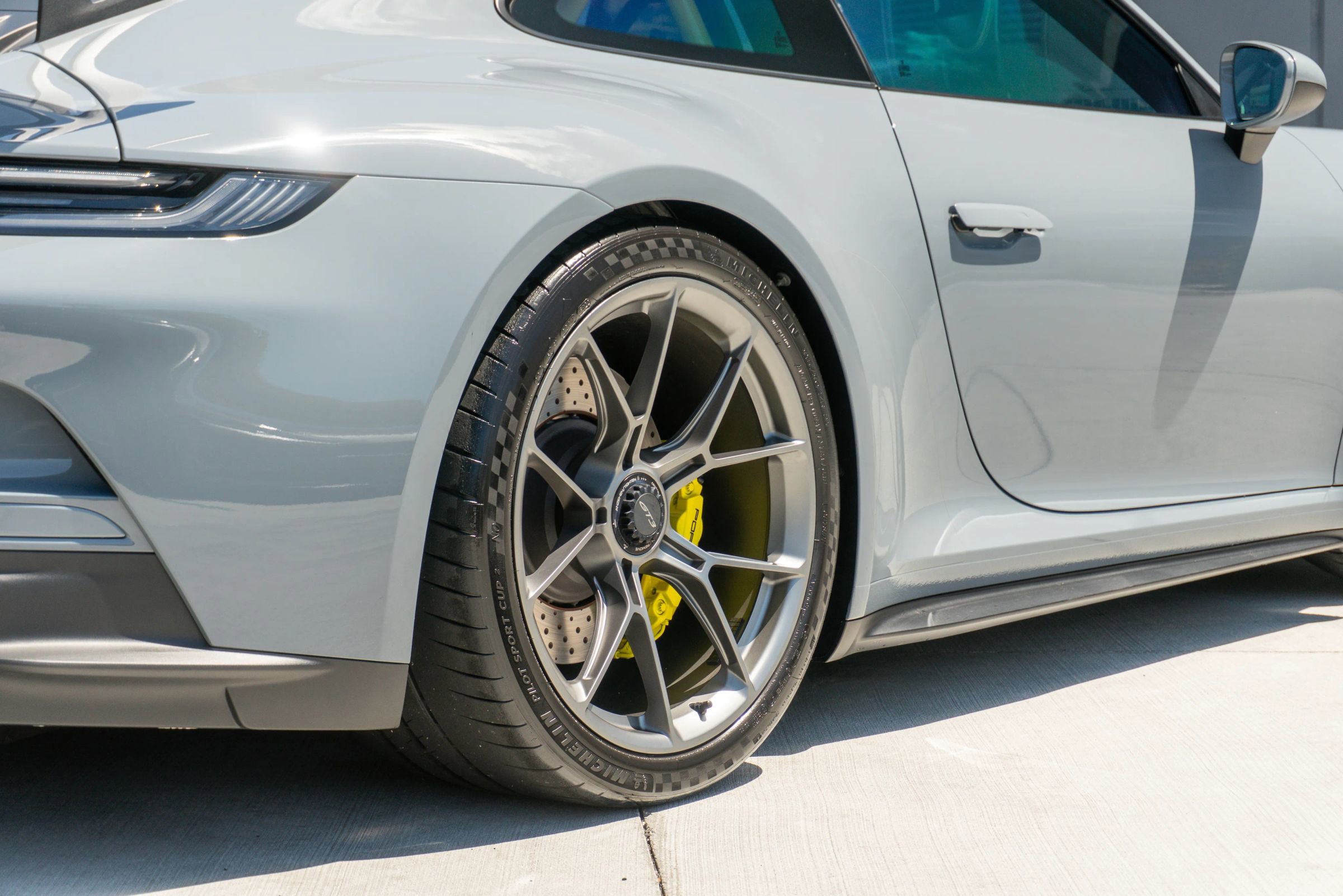 Used 2023 Porsche 911 GT3 RWD image 34