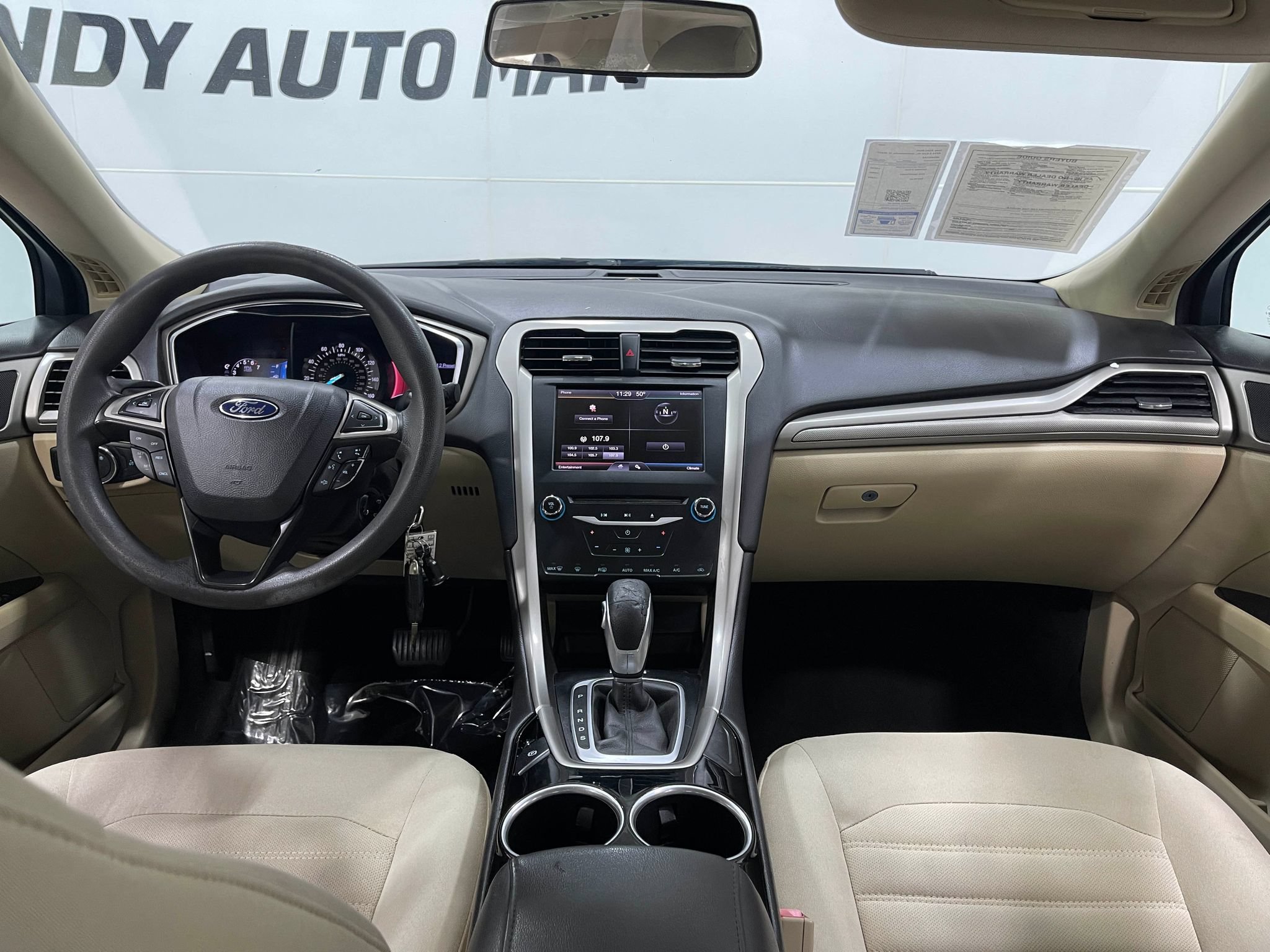 Used 2013 Ford Fusion SE FWD image 17