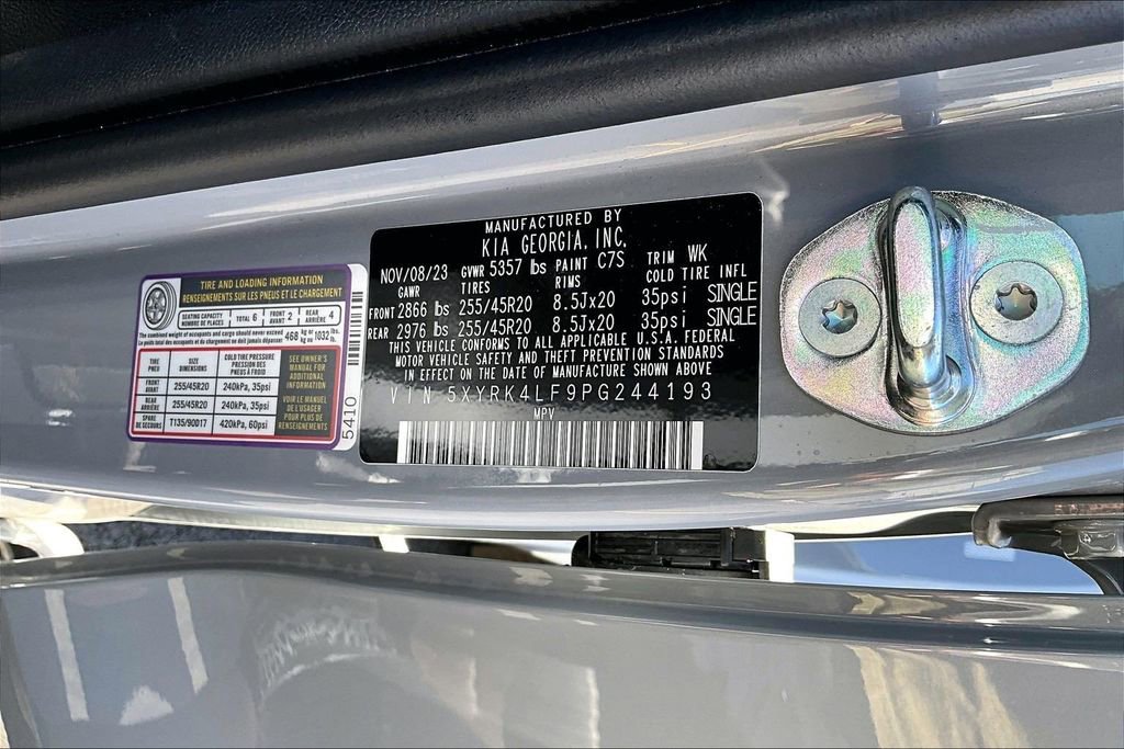 Used 2023 Kia Sorento SX image 19
